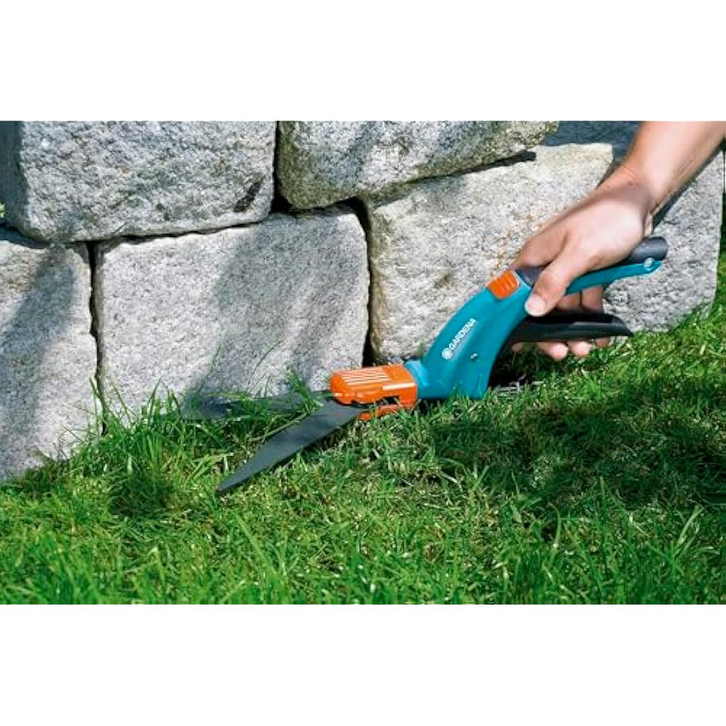 Gardena Comfort Grass Shears – 360° Rotatable Serrated Lawn Trimmer
