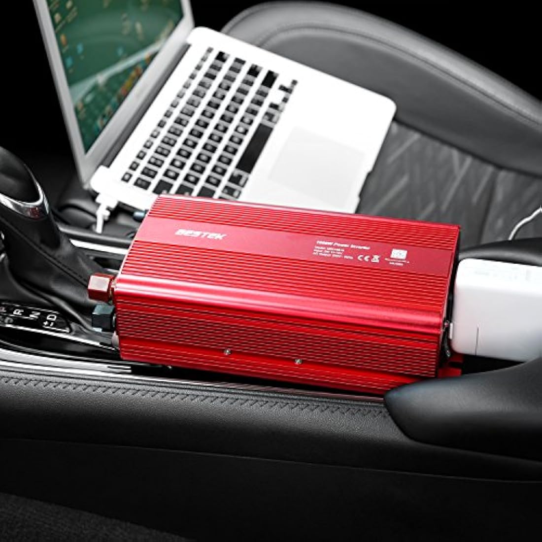BESTEK 1000W Power Inverter | 12V to 230V DC to AC Voltage Converter