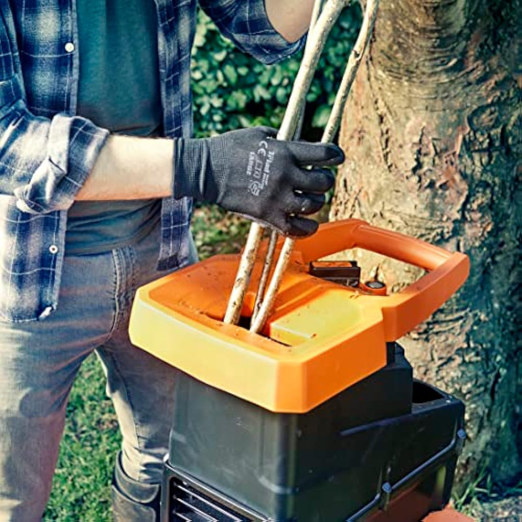 LawnMaster 2800W Quiet Garden Shredder – 42mm Capacity & 60L Box