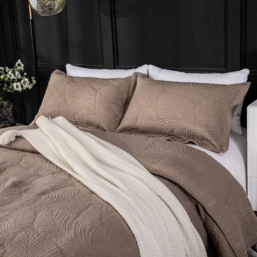 Qucover Cotton Quilted Bedspread Set | Super King Palm Leaf Embroidery