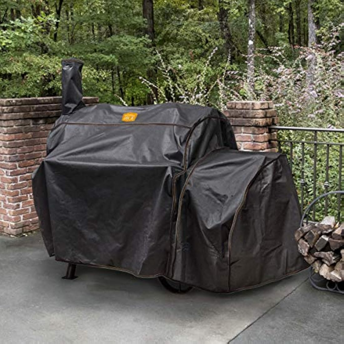 Oklahoma Joe’s Highland Offset Smoker Cover – Heavy-Duty Weather Resistant