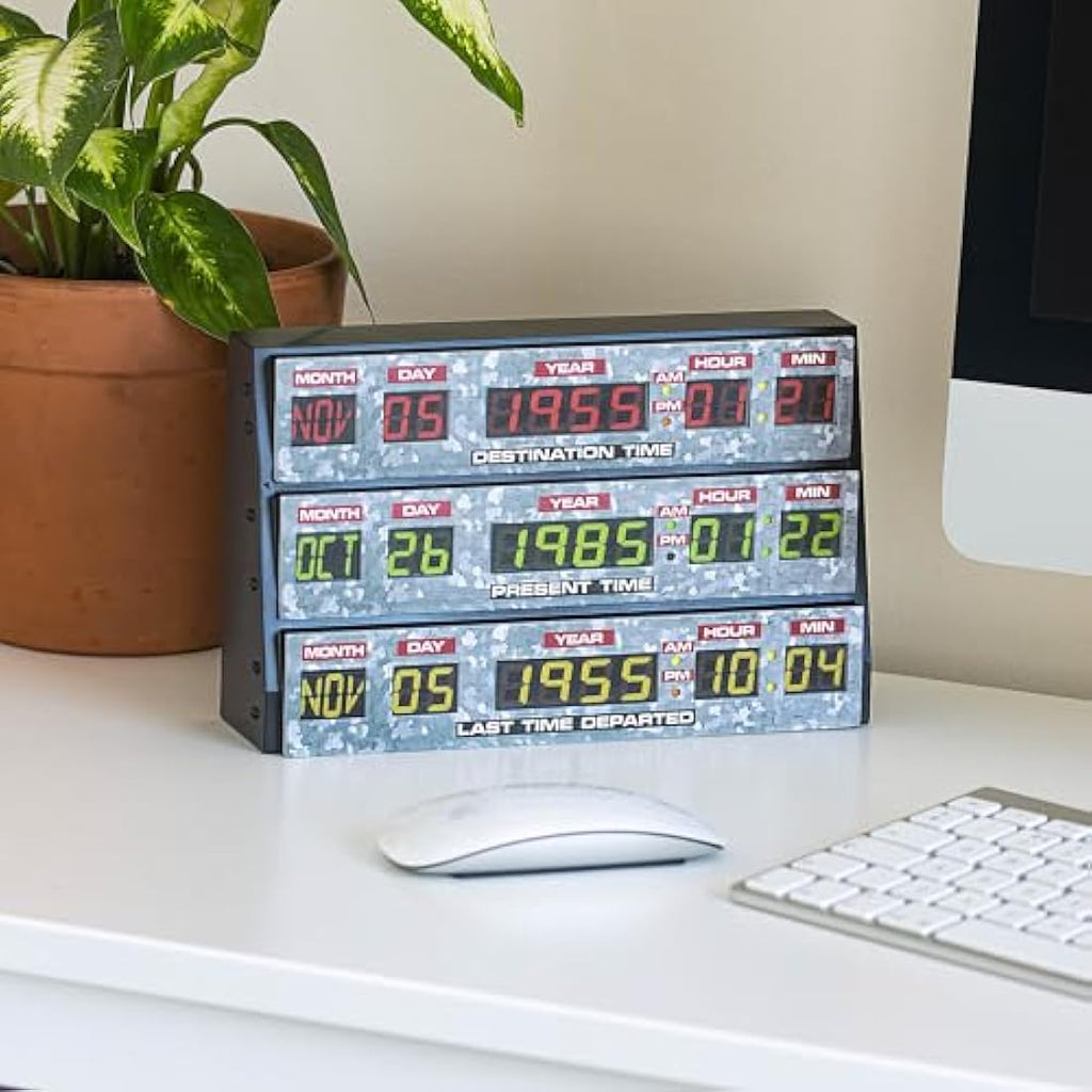Numskull Back to the Future 3D Lamp – Plastic Ambient Wall Light