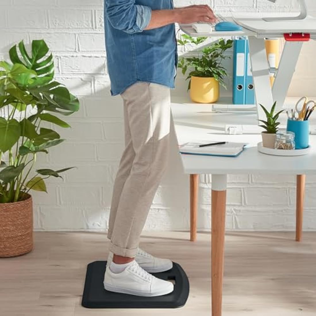 Leitz Ergo Cosy Anti Fatigue Mat – Cushioned Foam Floor Mat, Velvet Grey