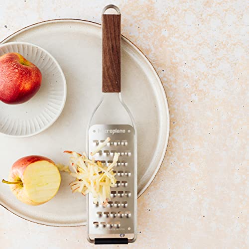 Microplane Extra Coarse Kitchen Grater | Walnut Wood Handle & Steel Blade