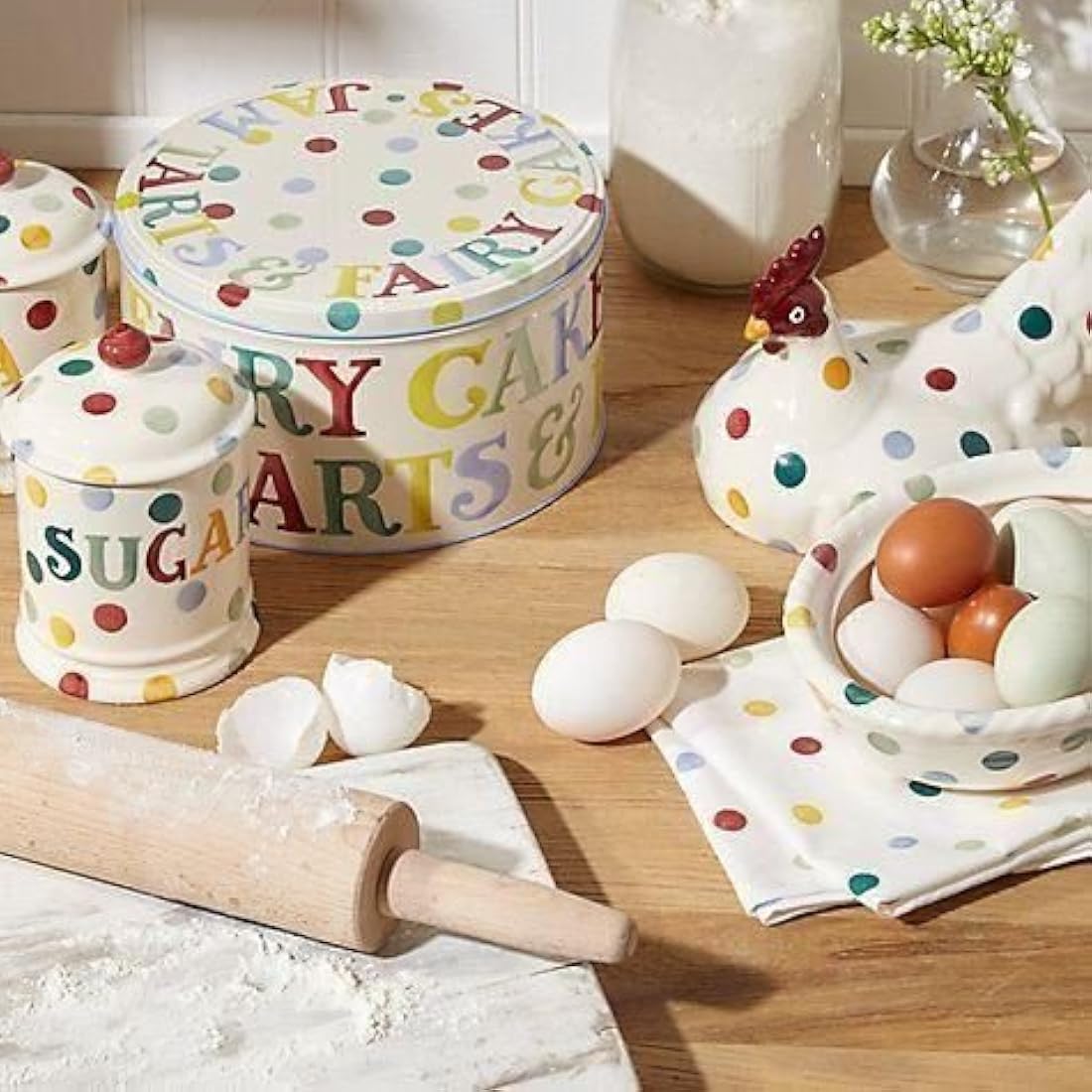 Emma Bridgewater Polka Dot Square Cake Tins – Set of 3 Kitchen Storage