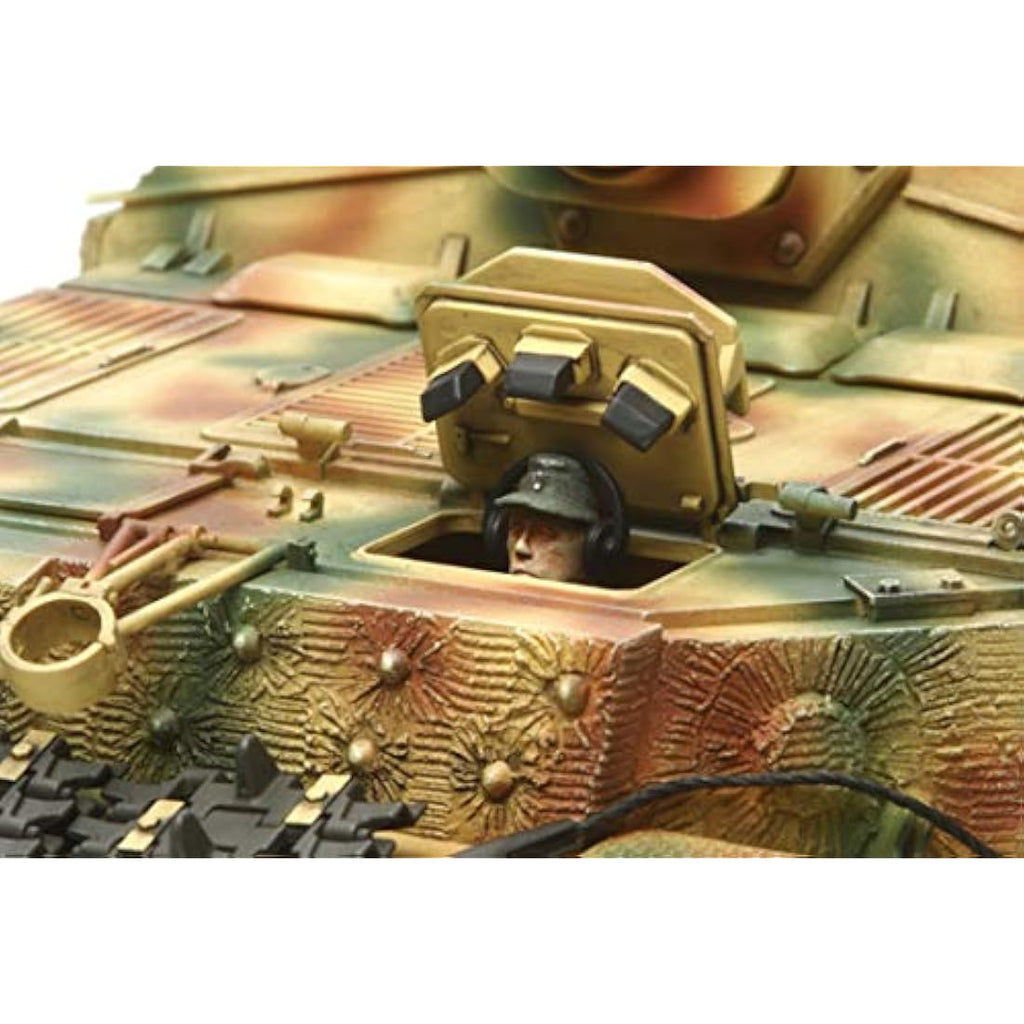 Tamiya 1:35 WWII German Elephant Heavy Armoured Tank Plastic Model Kit