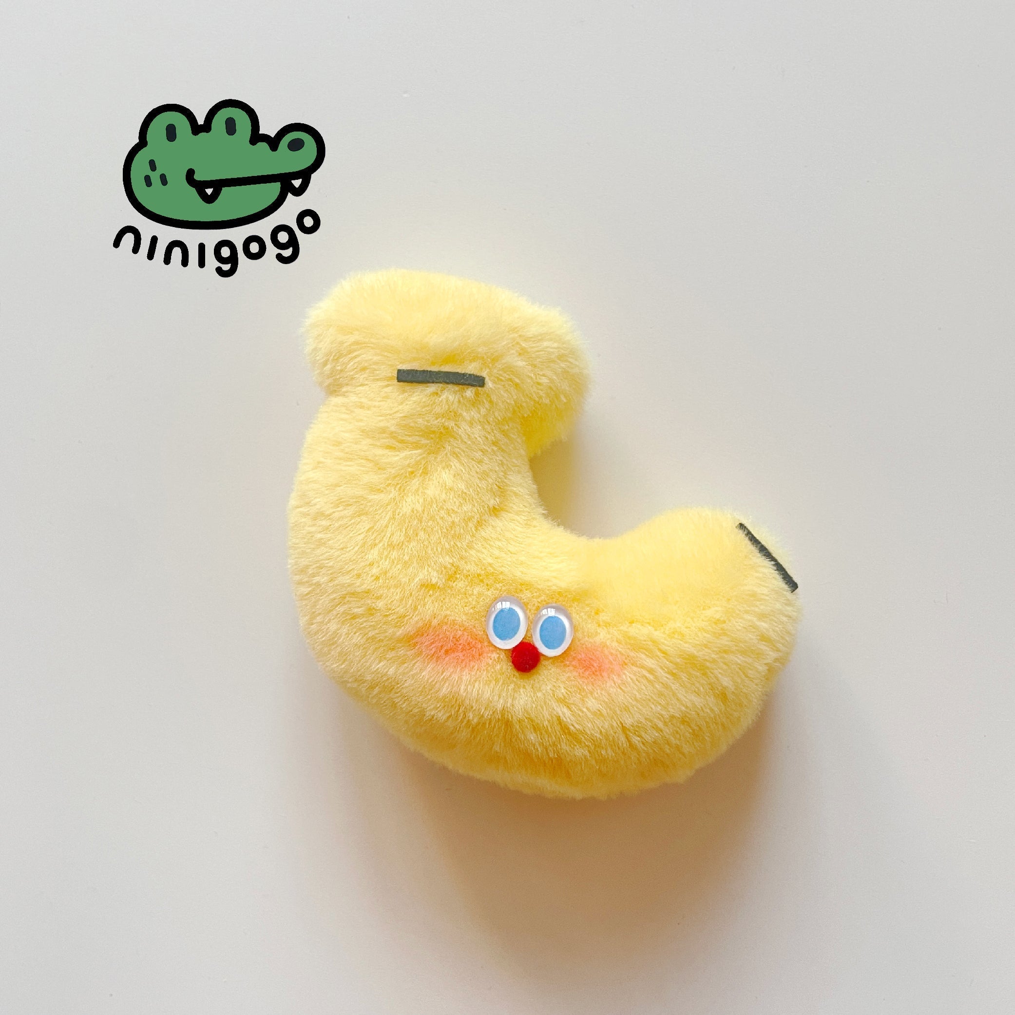LuLuFun Studio Banana Plush Charm – Handmade Polar Fleece Mini Toy