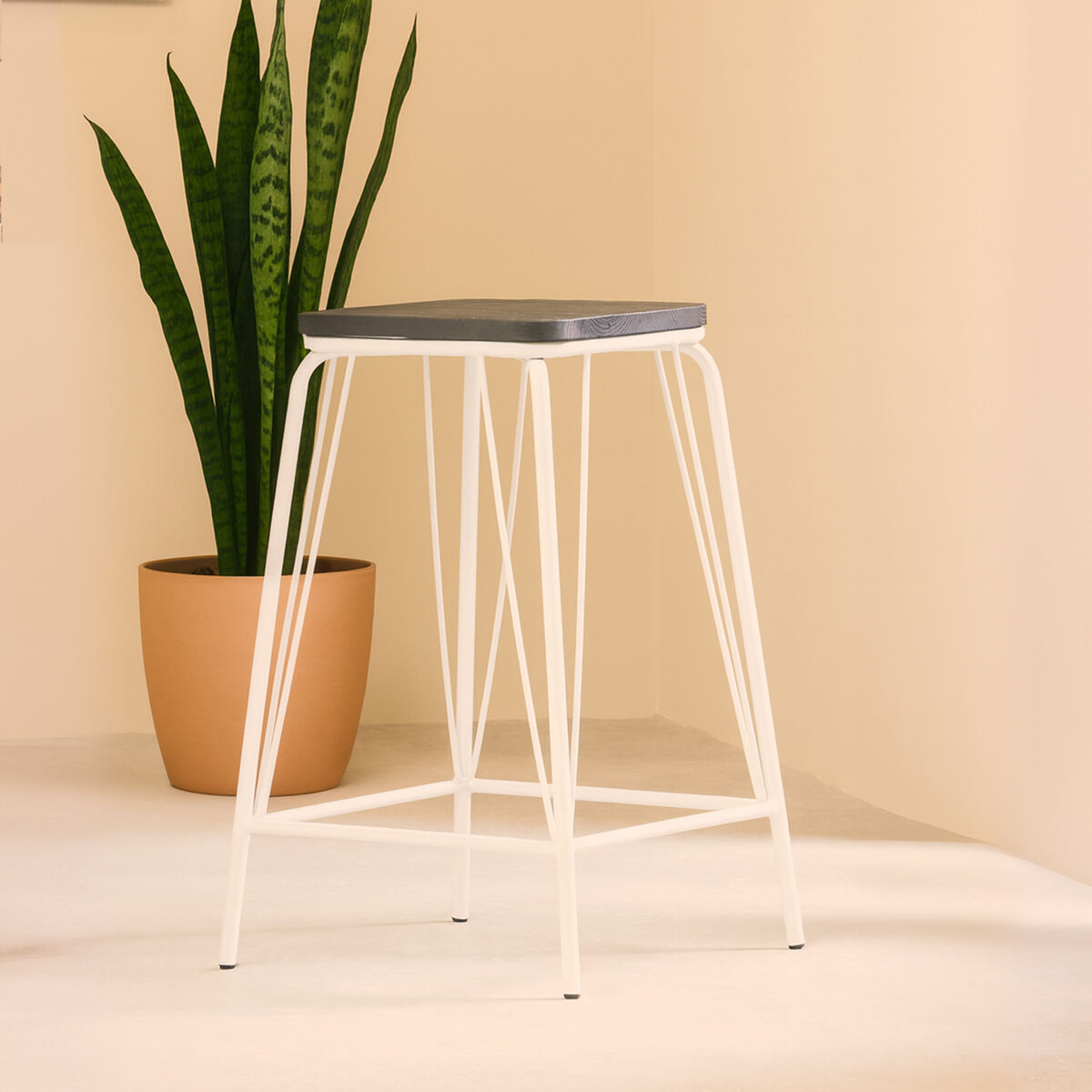 Orsina District Counter Stool – White Metal and Elm Wood Seating