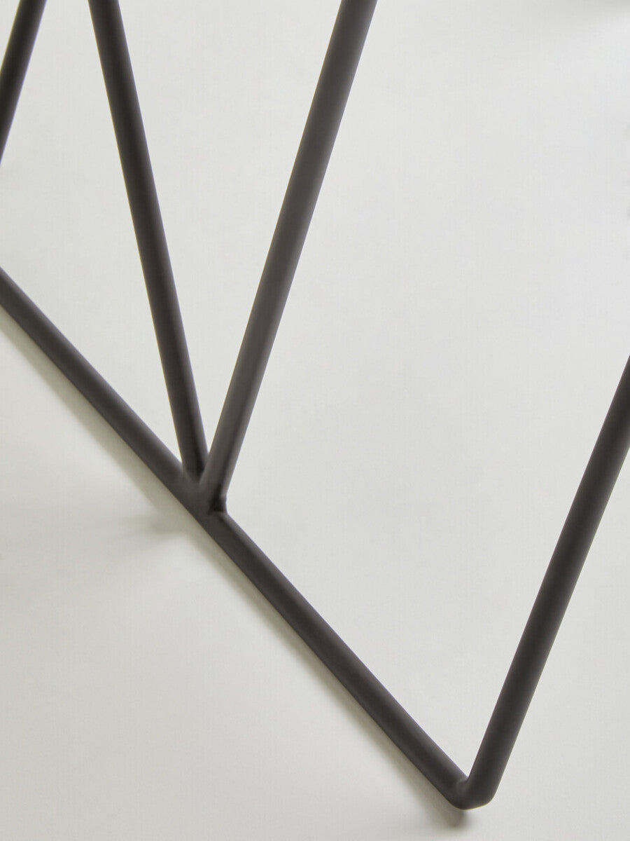 Orsina Shalimar Side Table – Natural Marble Top & Matte Black Iron Legs
