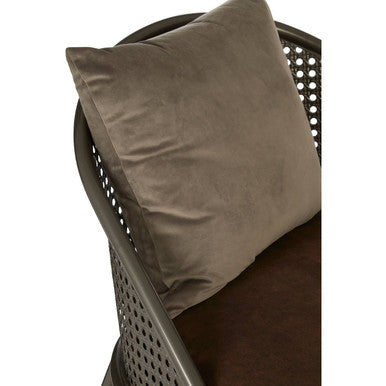 Orsina New Foundry Accent Chair – Modern Sculptural Design with Curved Legs