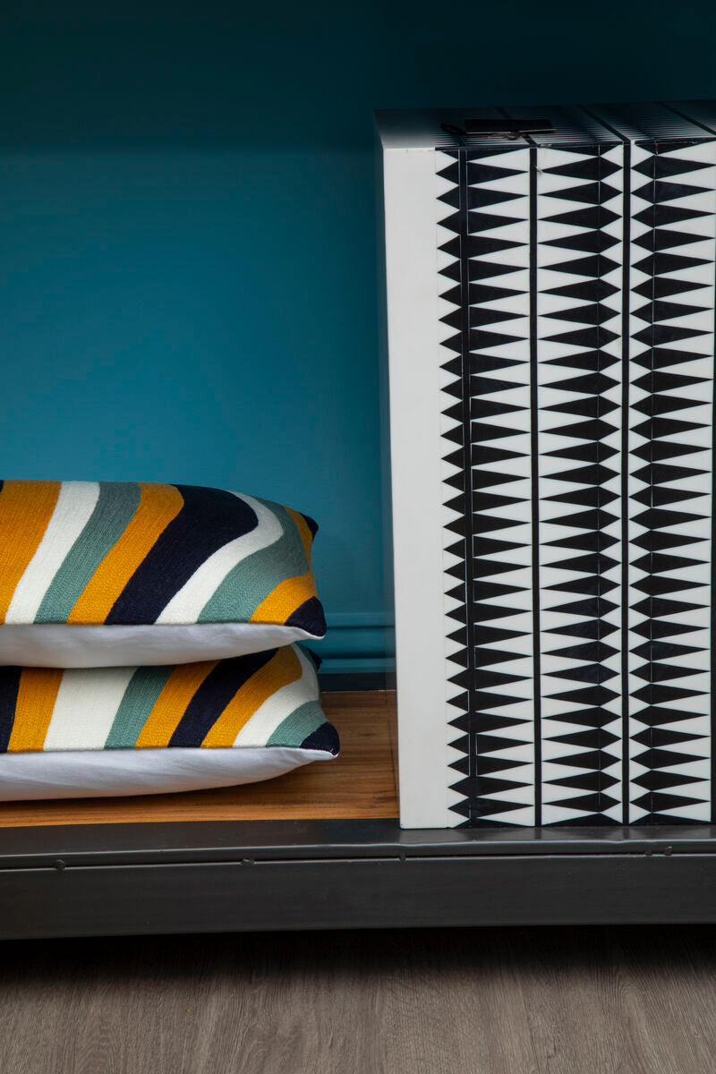Orsina Issey Resin Side Table and Stool – Black and White Geometric