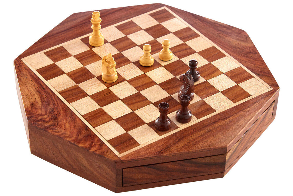 Orsina Octagonal Magnetic Chess Set – Acacia and Cedar Wood Game