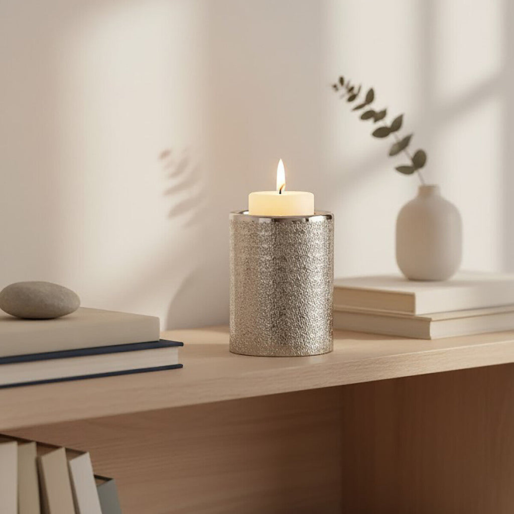 Orsina Safia Small Silver Aluminium Candle Holder – Hammered Metal