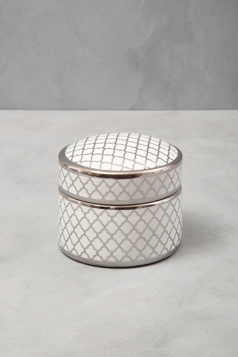 Orsina Renne Large Ceramic Box – White and Silver Quatrefoil Decor