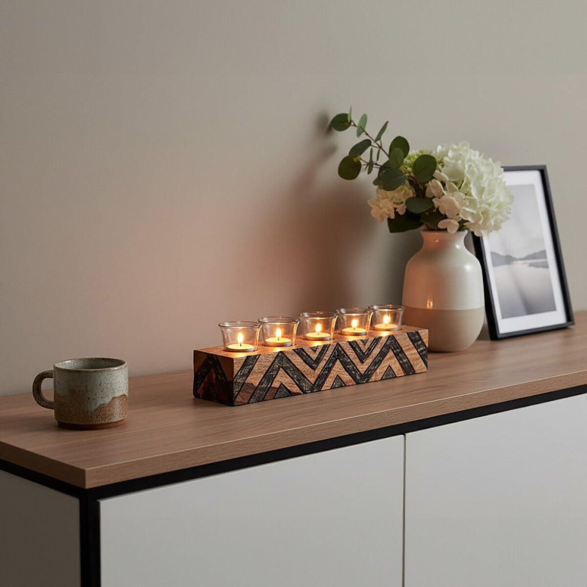 Orsina Bantu Mango Wood Tealight Holder – 5-Glass Tribal Centerpiece