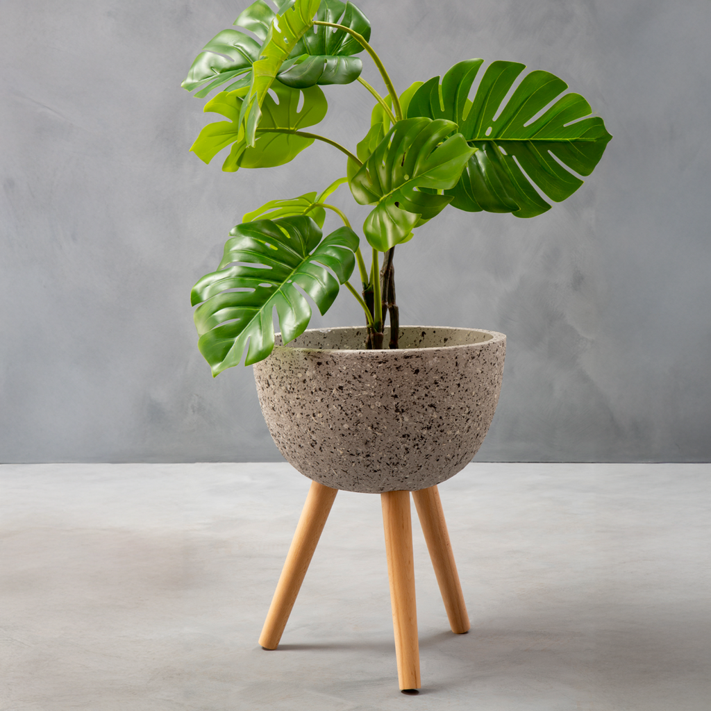 Orsina Darnell Medium Grey Speckled Planter – Raised Indoor Pot