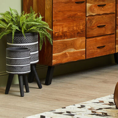 Orsina Darnell Large Chevron Planter – Modern Black and White Pot