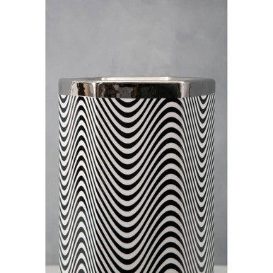 Orsina Celeste Porcelain Umbrella Stand – Black and White Wavy Pattern