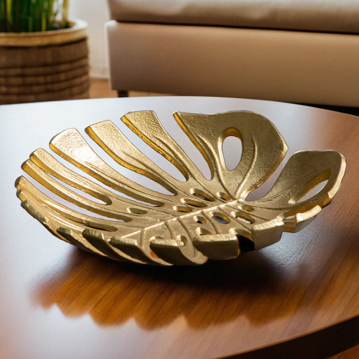Orsina Monstera Leaf Gold Trinket Tray – Small Decorative Jewelry Dish