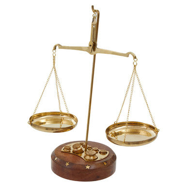 Orsina Churchill Small Decorative Weighing Scale – Rustic Gold & Wood