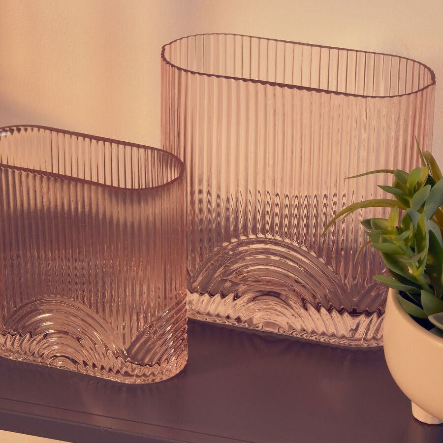 Orsina Bardi Large Pink Glass Vase – Ribbed Sculptural Centerpiece