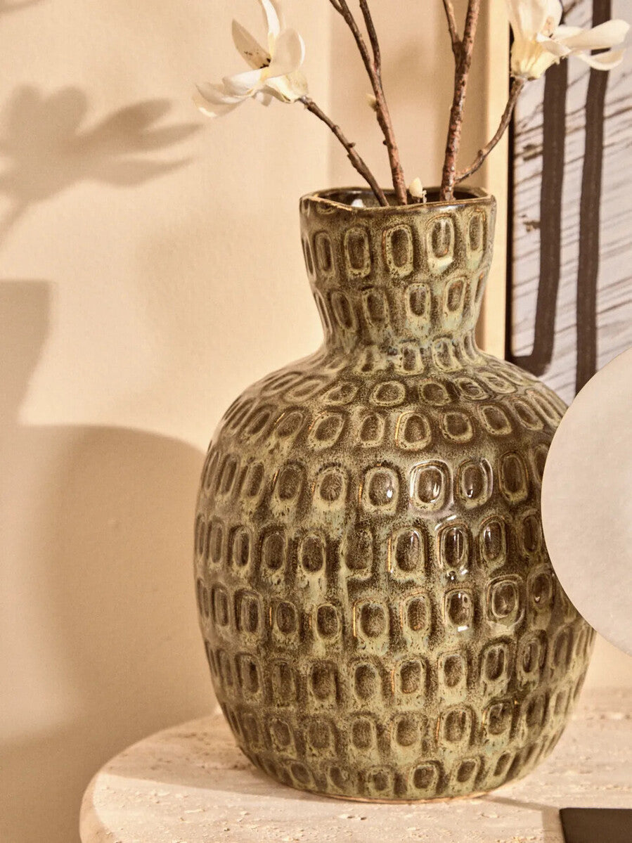 Orsina Yana Large Green Ceramic Vase – Textured Stoneware Centerpiece