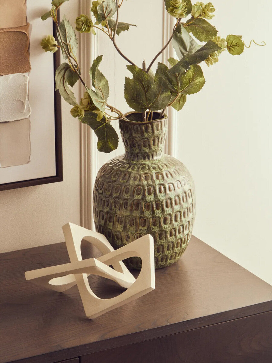 Orsina Yana Large Green Ceramic Vase – Textured Stoneware Centerpiece