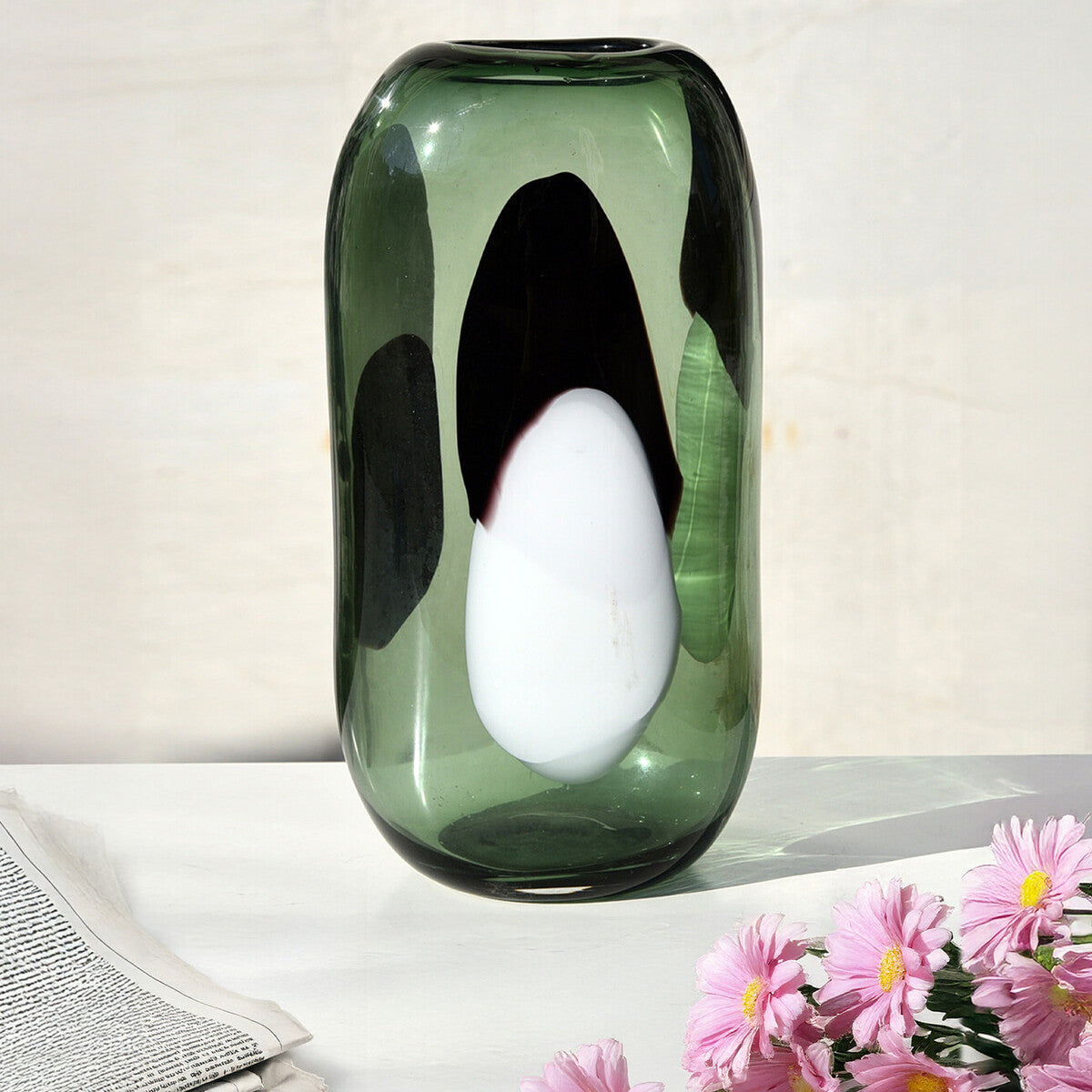 Orsina Hania Green Glass Vase – Small Abstract Patterned Decor