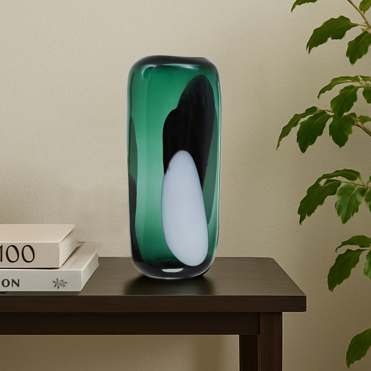 Orsina Large Green Glass Vase – Abstract Pattern Modern Floral Vessel