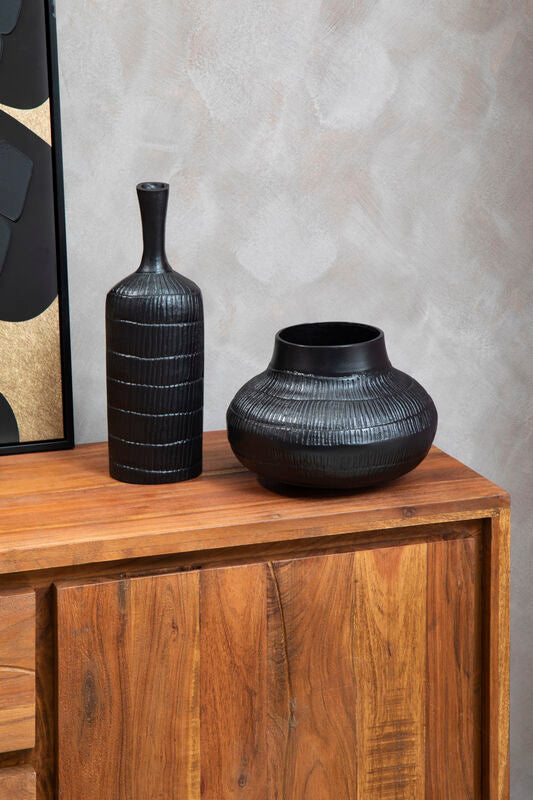 Orsina Deomali Small Black Etched Vase – Modern Sculptural Decor