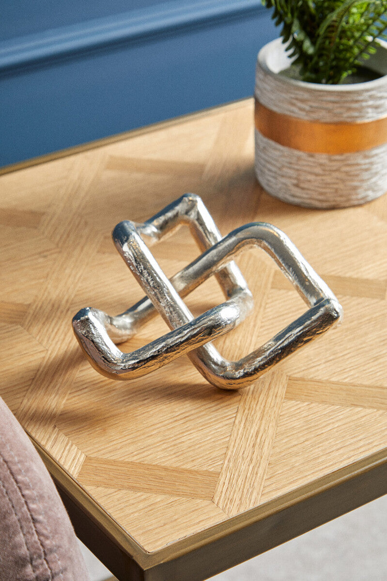Orsina Kensington Townhouse Sculpture – Interlinked Aluminium Art