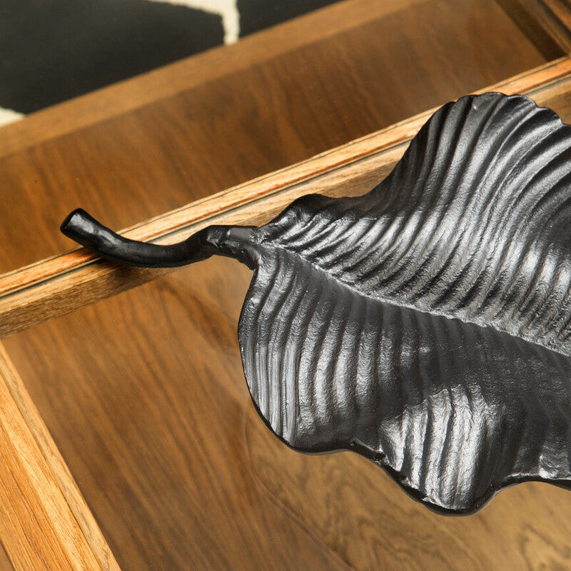 Orsina Prato Black Leaf Dish – Handcrafted Aluminium Home Decor