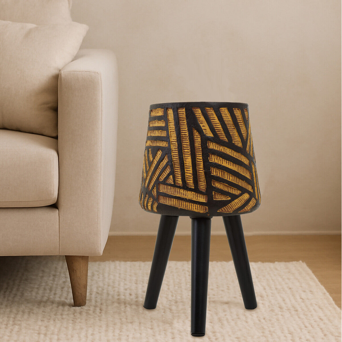 Orsina Darnell Geometric Indoor Planter – Natural and Black with Legs