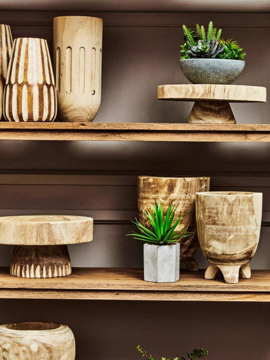 Orsina Arlo Natural Engraved Wood Pedestal Bowl – Round Centerpiece