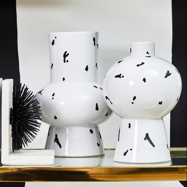 Orsina Tundra Small Geometric Vase – White and Black Ceramic Decor
