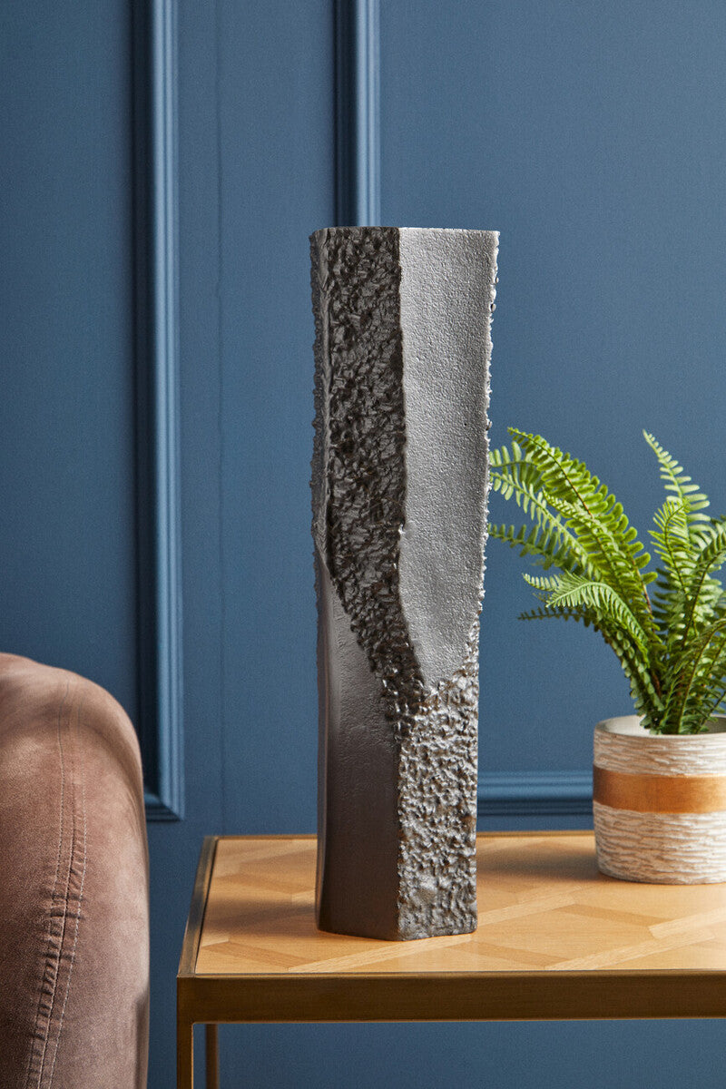 Orsina Dante Large Grey Textured Vase – Sculptural Contemporary Decor