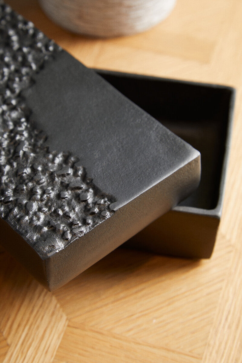 Orsina Dante Grey Textured Aluminium Trinket Box – Vintage Jewellery Case