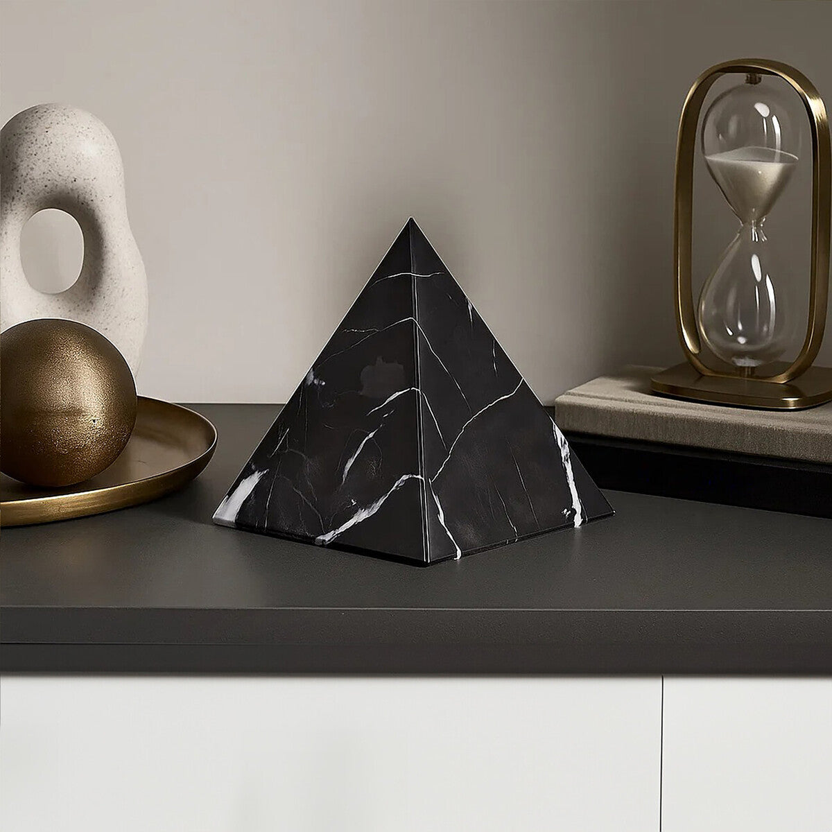 Orsina Salmo Marble Pyramid Ornament – Black Stone Geometric Decor