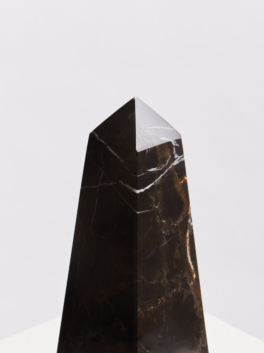 Orsina Salmo Small Black Marble Obelisk – Sculptural Home Decor Accent