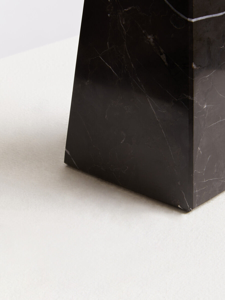 Orsina Salmo Small Black Marble Obelisk – Sculptural Home Decor Accent