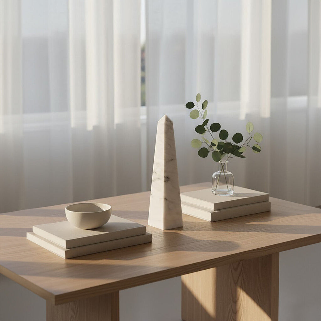 Orsina Salmo Large White Marble Obelisk – Modern Sculptural Decor