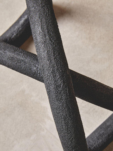 Orsina Deriva Abstract Geometric Sculpture – Black Textured Aluminium