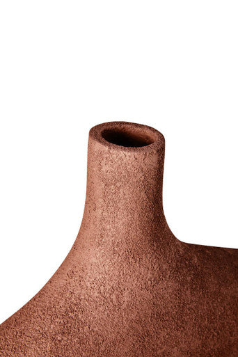 Orsina Large Red Abstract Vase – Textured Aluminium Modern Sculpture