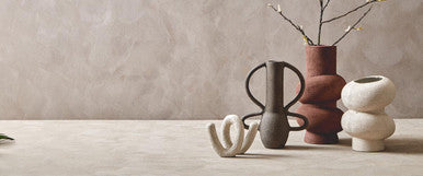 Orsina Dunas Small White Loop Sculpture – Textured Modern Home Decor
