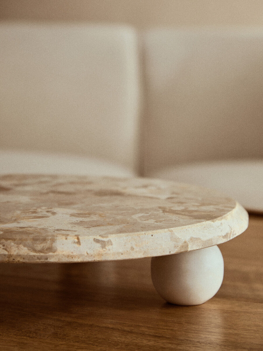 Orsina Santino Chocolate Marble Riser – Sculptural Triple-Ball Base