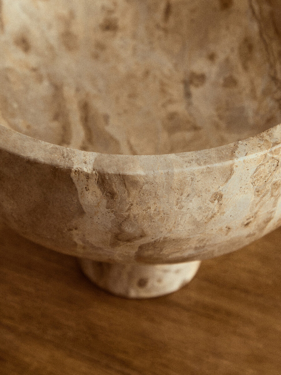 Orsina Santino Chocolate Marble Pedestal Bowl – Brown Stone Centerpiece