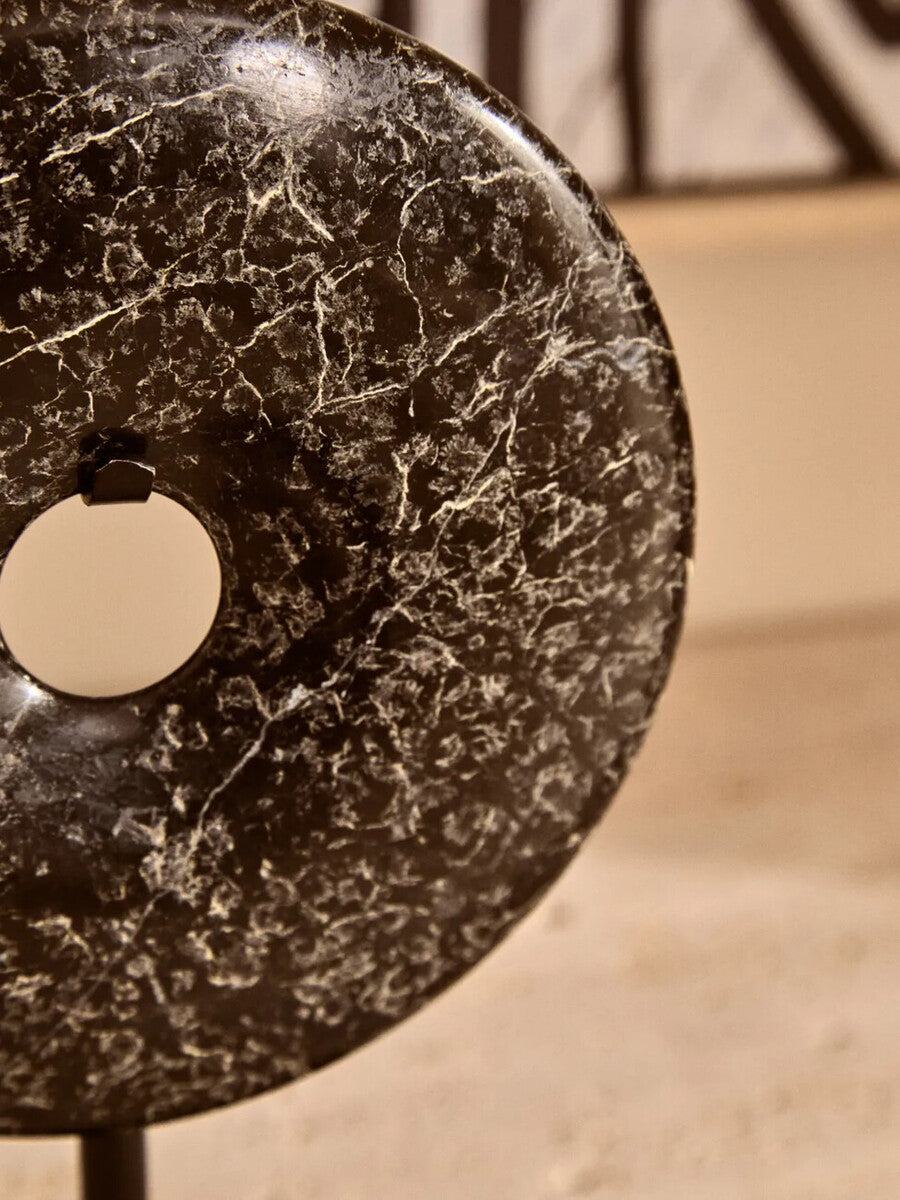 Orsina Salmo Black Marble Disc Sculpture – 15cm Round Tabletop Decor