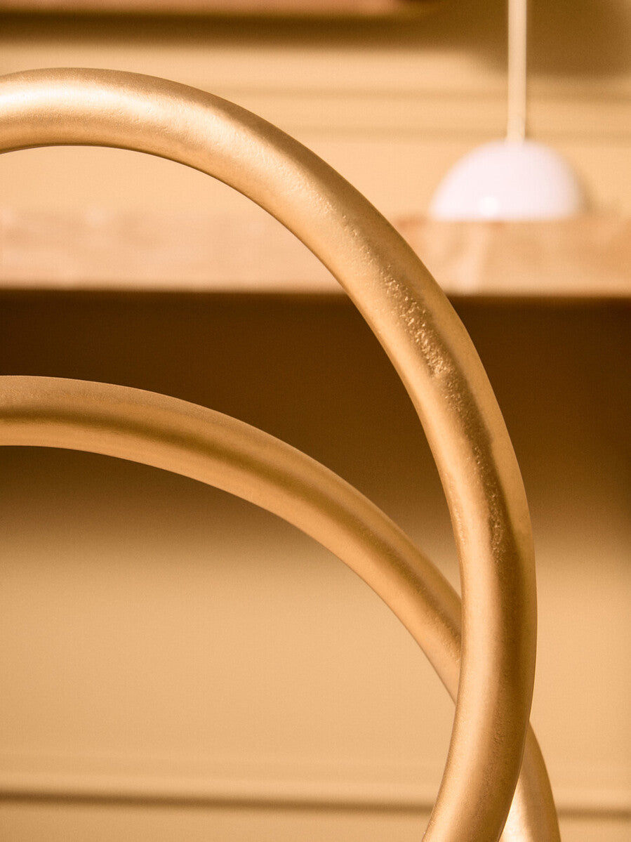Orsina Prato Matte Gold Twist Sculpture – Modern Home Decor Accent