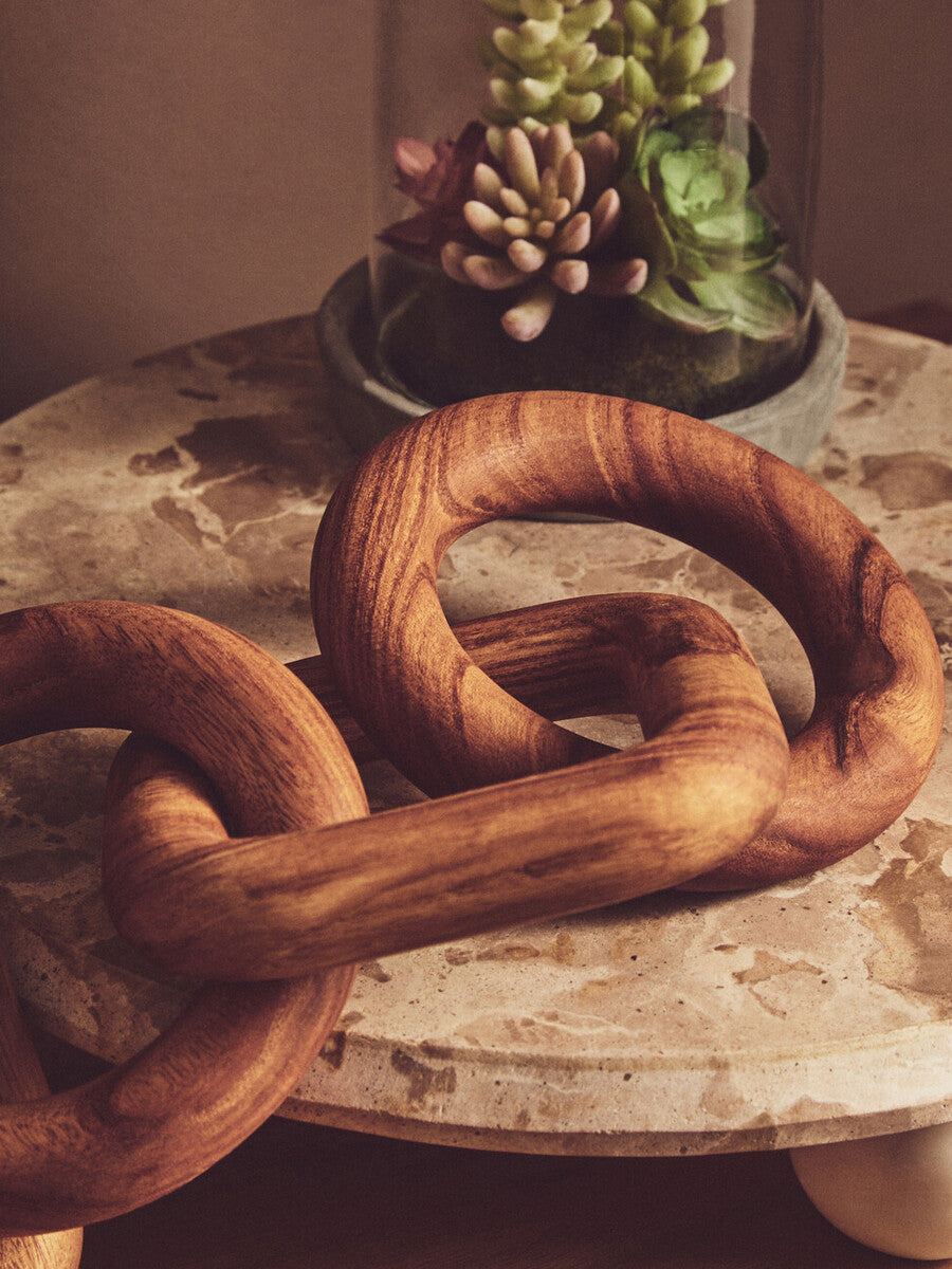 Orsina Cato Brown Wood Five-Link Chain Decor - Handcrafted Sculpture