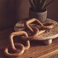 Orsina Cato Natural Wood Five Link Chain – Handcrafted Table Decor